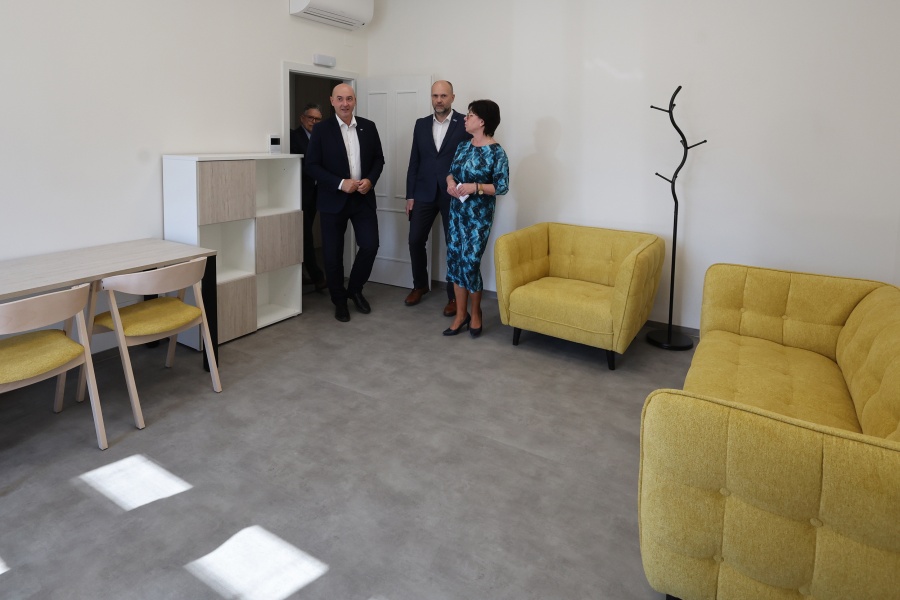 Moderní centrum rodinné podpory.