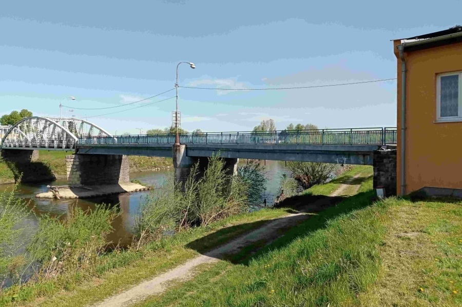 Zavírá se most v Bohumíně, který město spojuje s polskými Chałupkami