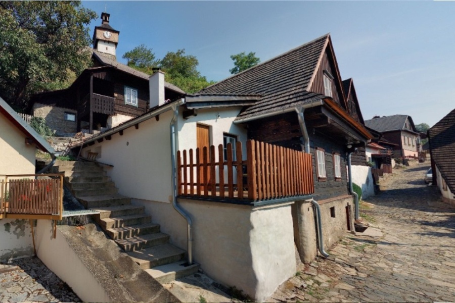 Kraj rozdělí 12 milionů na obnovu tří desítek památek 