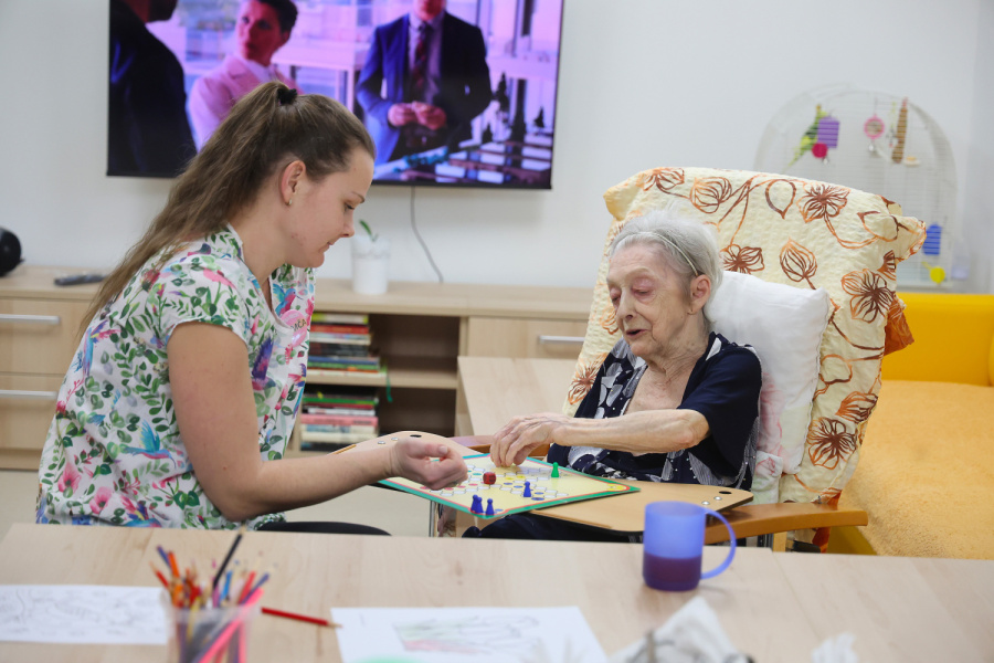 Staré pavilony zmizely. Domov Březiny má nový moderní areál za stovky milionů